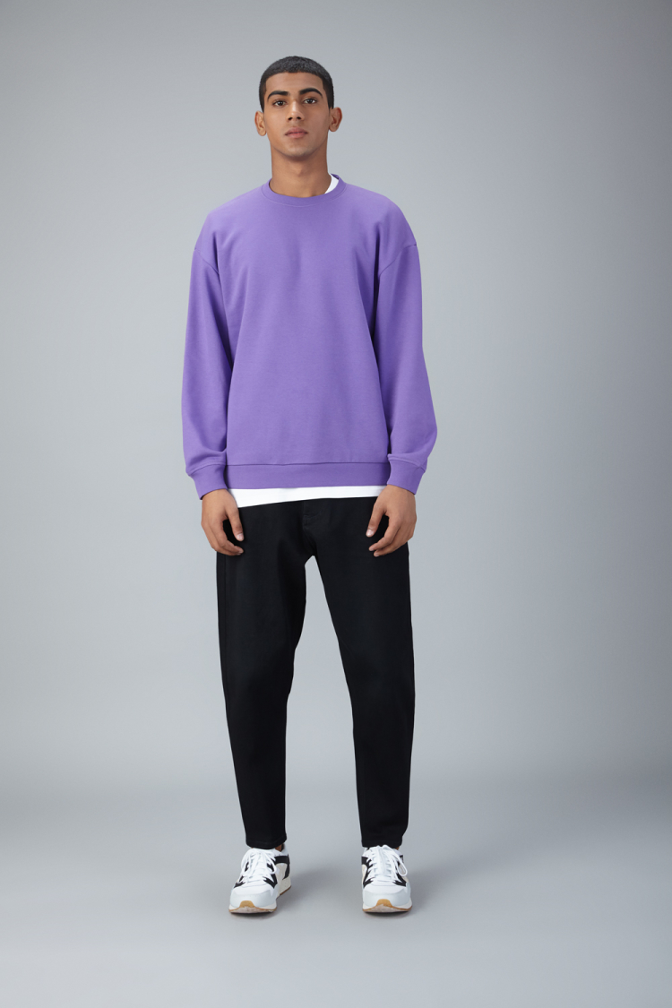 oversized purple sweatshirt