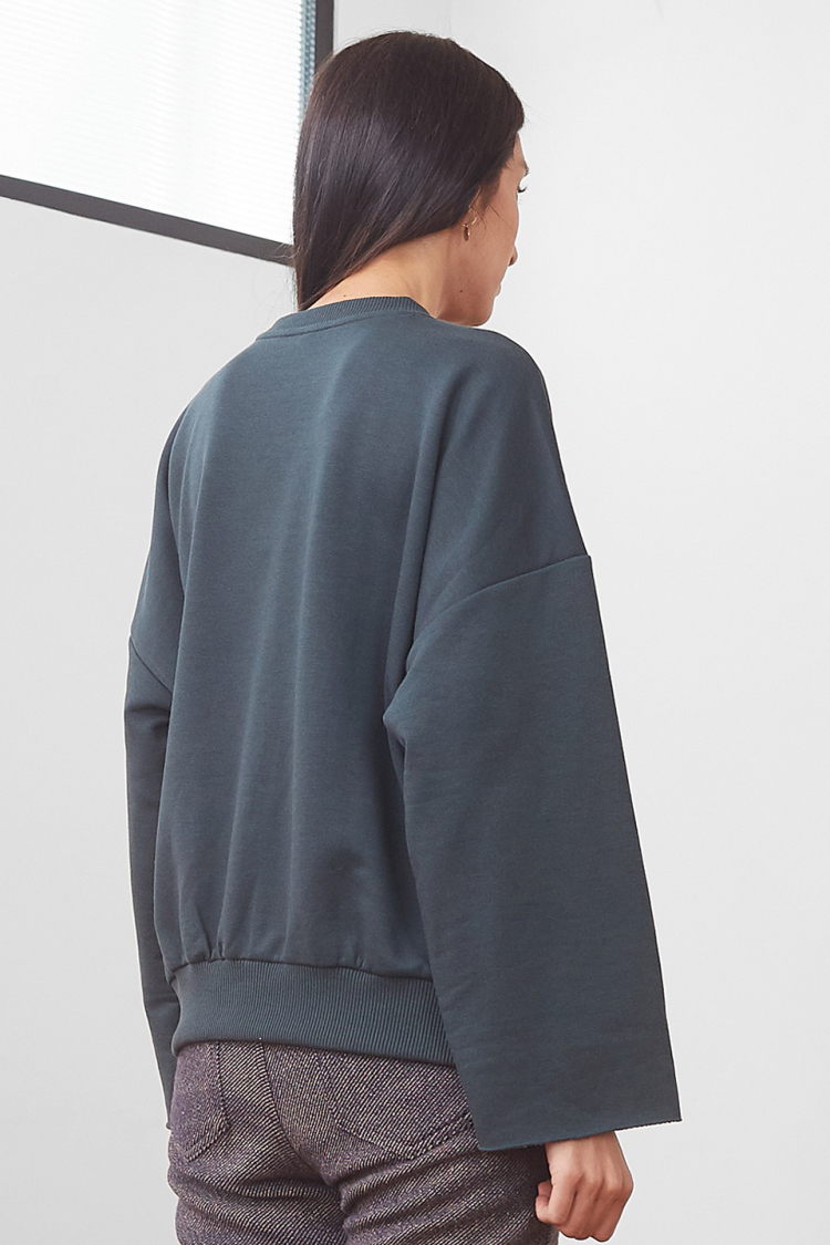 Bhaane nightgreen aisle seat sweatshirt