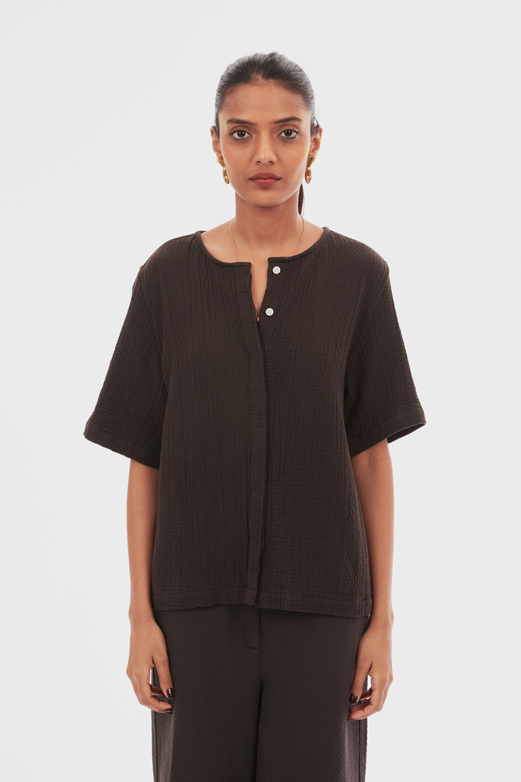 Bhaane soil behave shirt