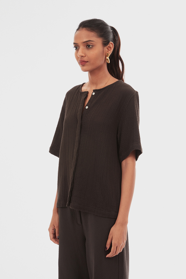 Bhaane soil behave shirt