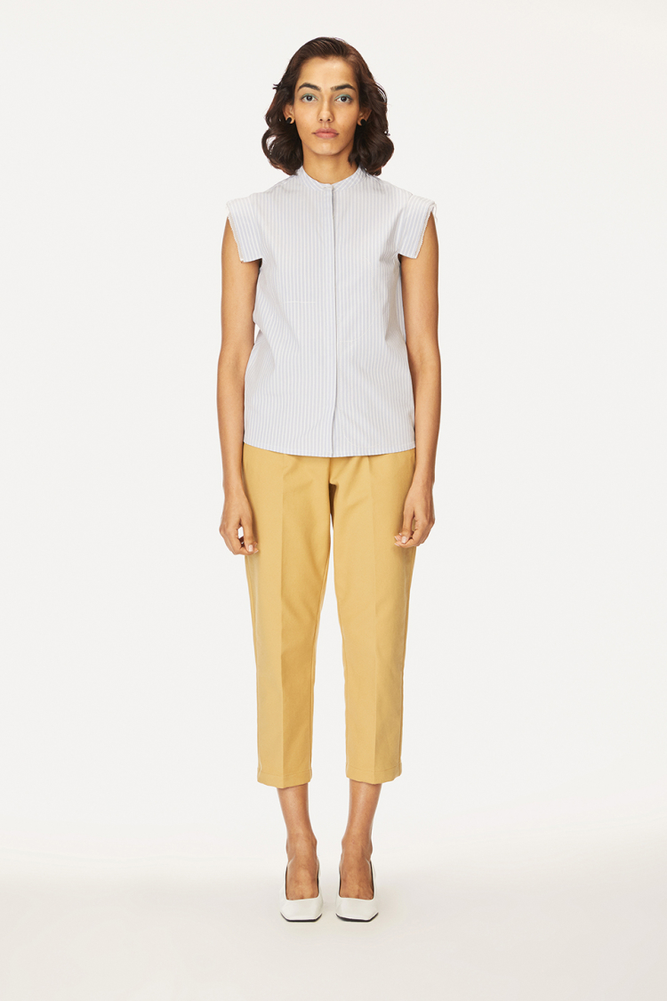 Bhaane bluewhitestripe date top