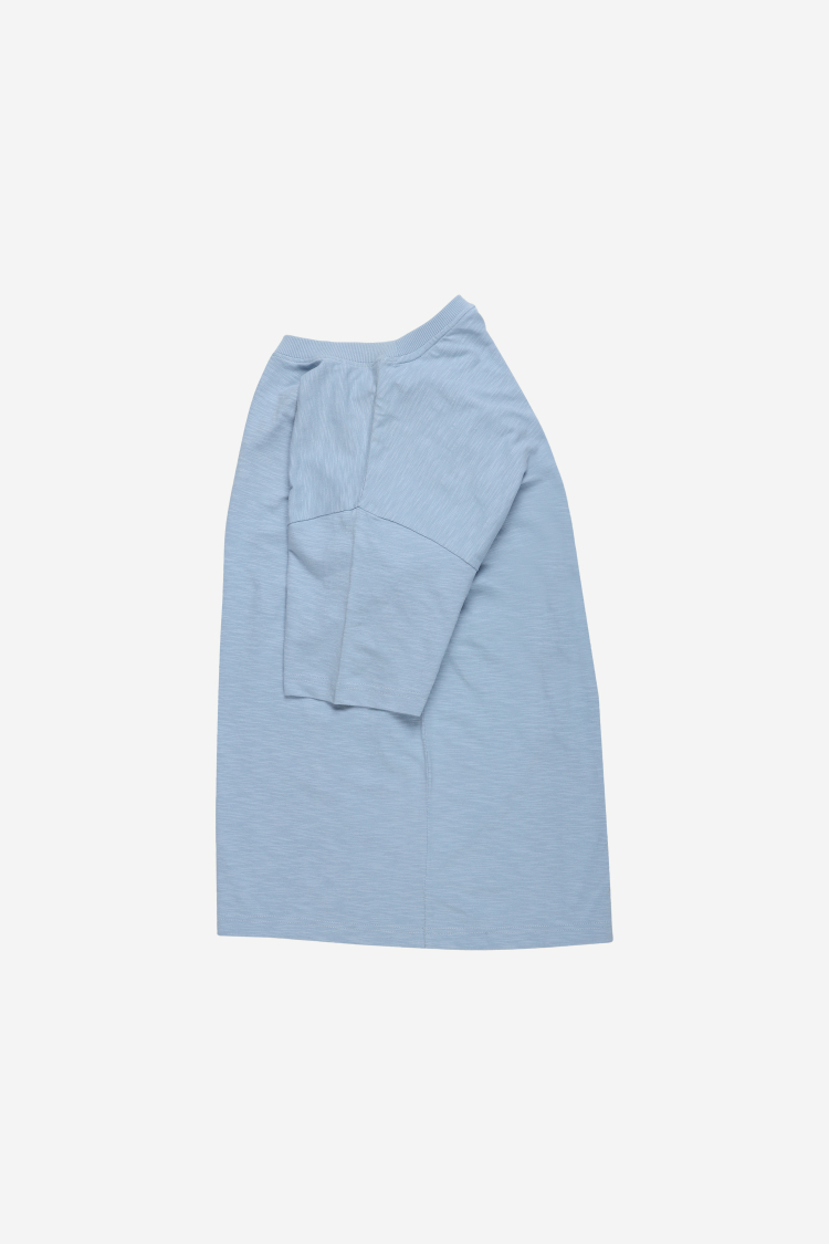 Bhaane sky half half tee