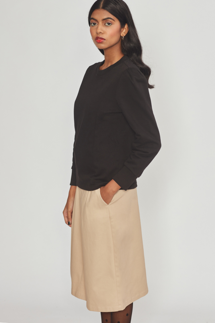 Bhaane black play top