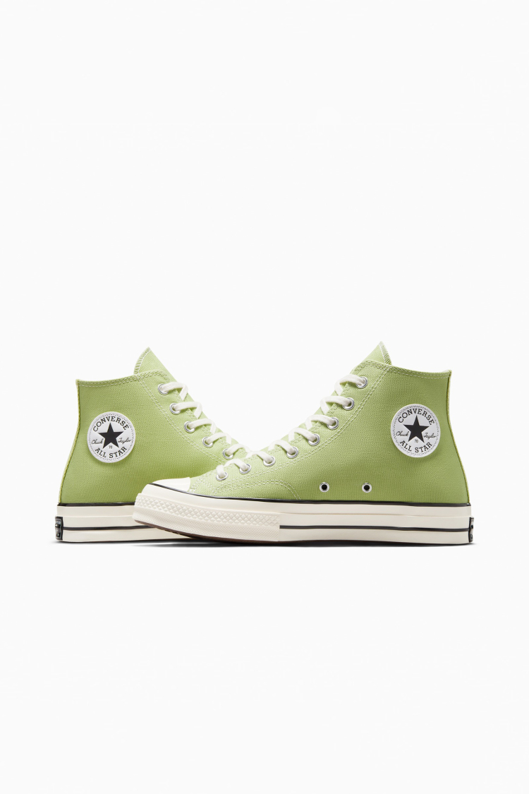 Converse all green best sale